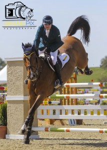 Patrick Seaton and Skipio win the GGT Footing 1.35M.