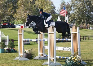Quentin VA and Susan Artes take the 5-year-old win at the Sept. 20-23 YJC Regionals in San Juan Capistrano.